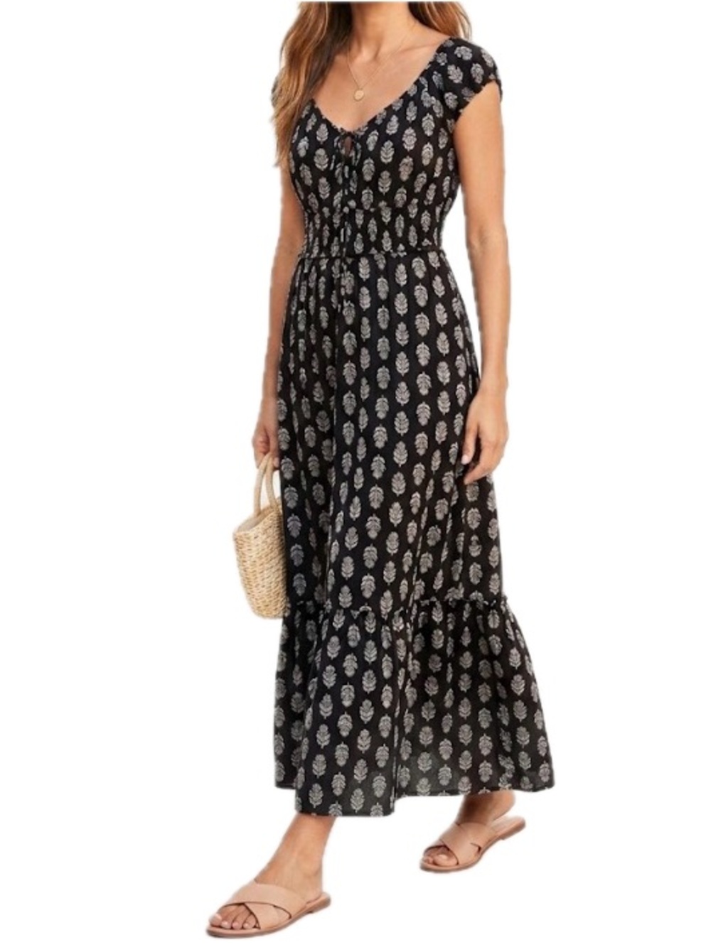 OLD NAVY Waist Defined Floral Maxi Dress Small Tall Black White Smocked EUC
